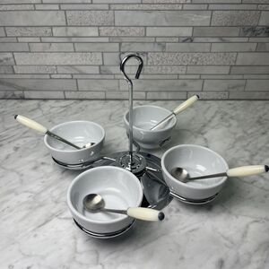 Rotating Condiment Severing set Includes 4  Bowls & Spoon Entertaining Trudeau